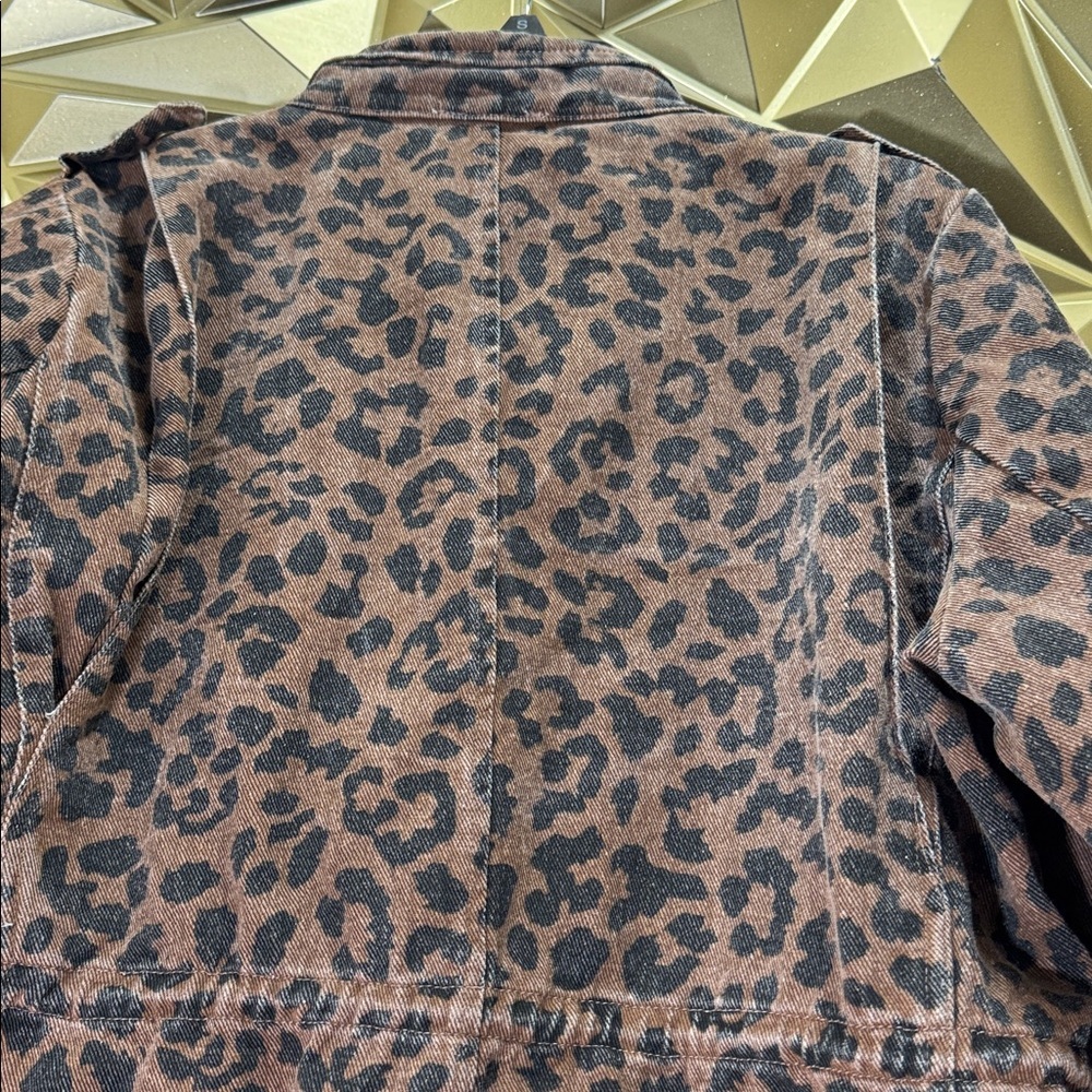 Leopard demin  Print Jacket - Picture 7 of 7